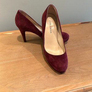 Marc Fisher burgundy suede platform pumps Size 6